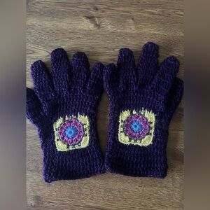 Womens new handmade crochet gloves
